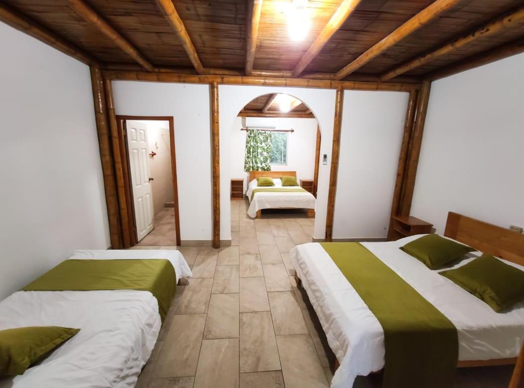 Tuzco Lodge Puerto López Exteriör bild