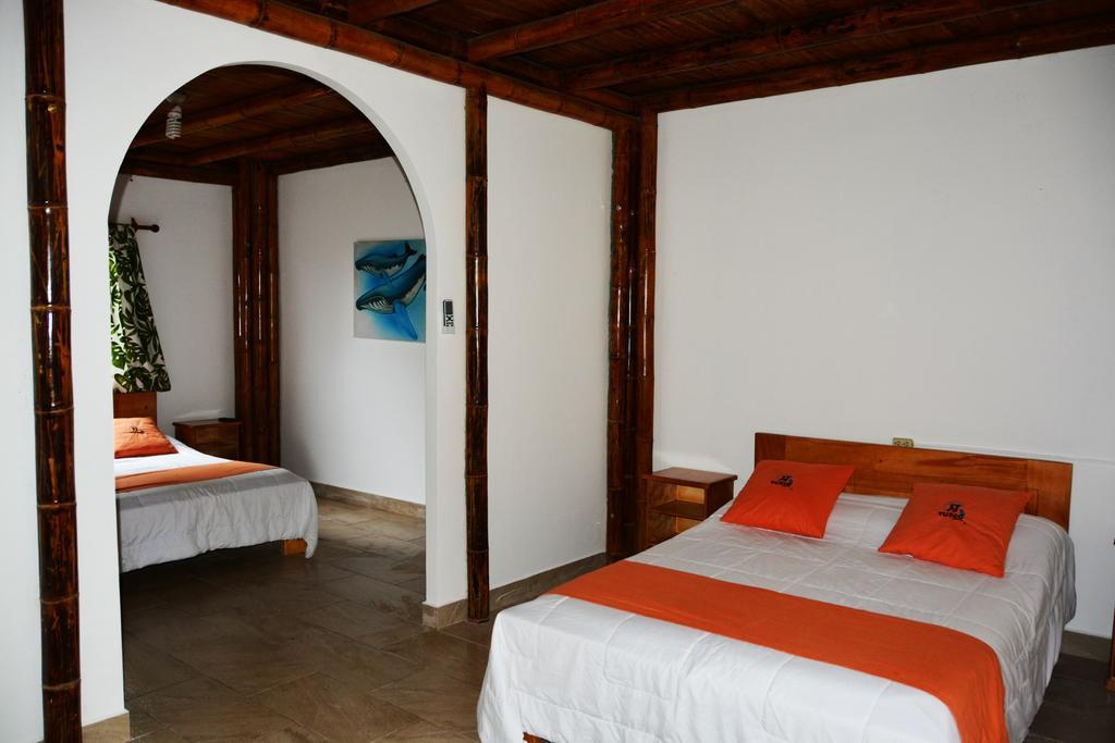 Tuzco Lodge Puerto López Exteriör bild